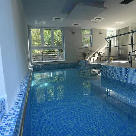 Octogon Hotell Băile Felix Exteriör bild