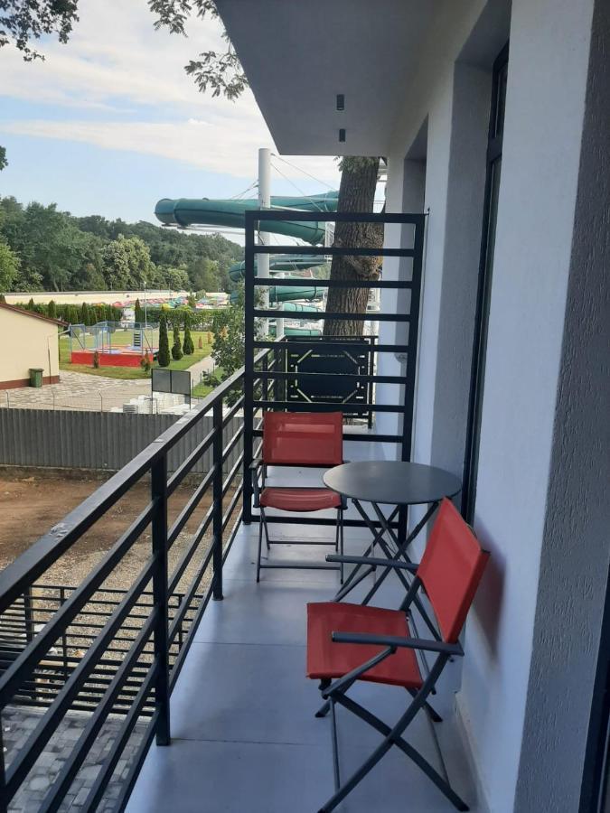 Octogon Hotell Băile Felix Exteriör bild